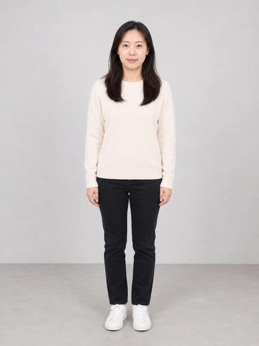 Woman full-body sample
